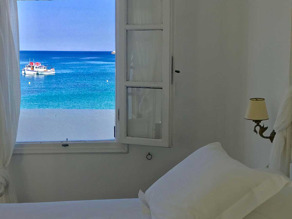 Superior Room Iconic View - Aeolos Beach Hotel Folegandros - Gallery