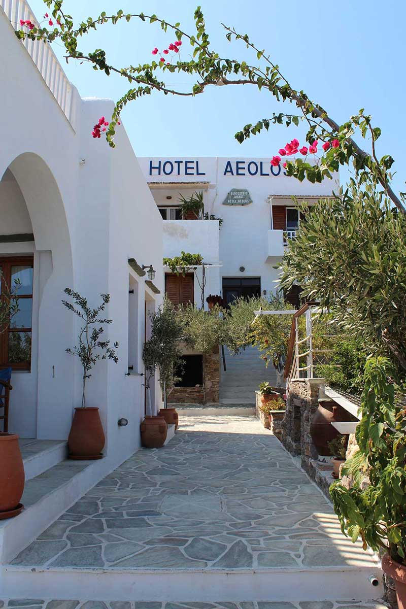 Entrance corridor - Aeolos Beach Resort - Folegandros - Aeolos Beach Hotel Folegandros - Gallery